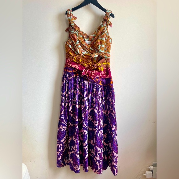 Zimmermann Dresses & Skirts - Zimmermann Tiggy cutout knotted linen floral midi dress fits size 4 or 6